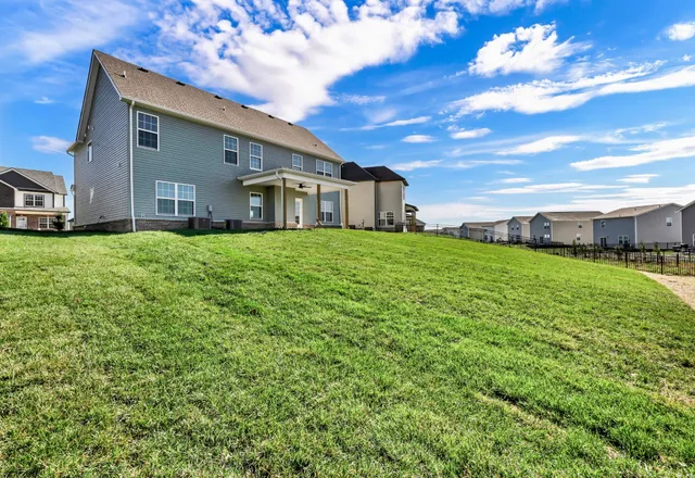 $449,900 | 370 Kingland Lane, Clarksville, TN 37043