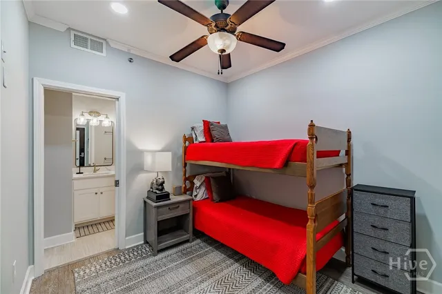 $950,000 | 250 West Broad Street, Unit 811, Athens, GA 30601