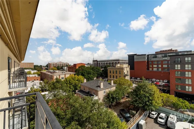 $950,000 | 250 West Broad Street, Unit 811, Athens, GA 30601