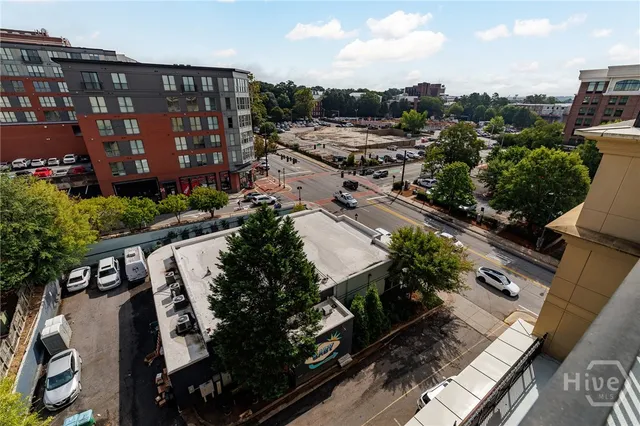 $950,000 | 250 West Broad Street, Unit 811, Athens, GA 30601
