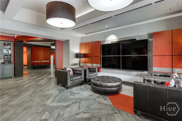 $950,000 | 250 West Broad Street, Unit 811, Athens, GA 30601