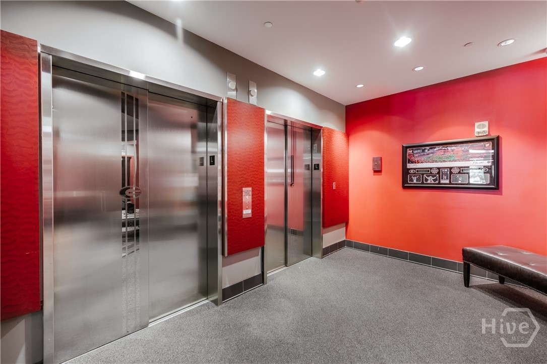 250 West Broad Street, Unit 811 Athens, GA 30601 - Photo 29 of 33