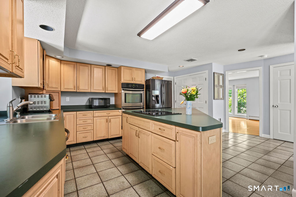 8 Pond View Road Bolton, CT 06043 - Photo 16 of 37 Gallery Image 16