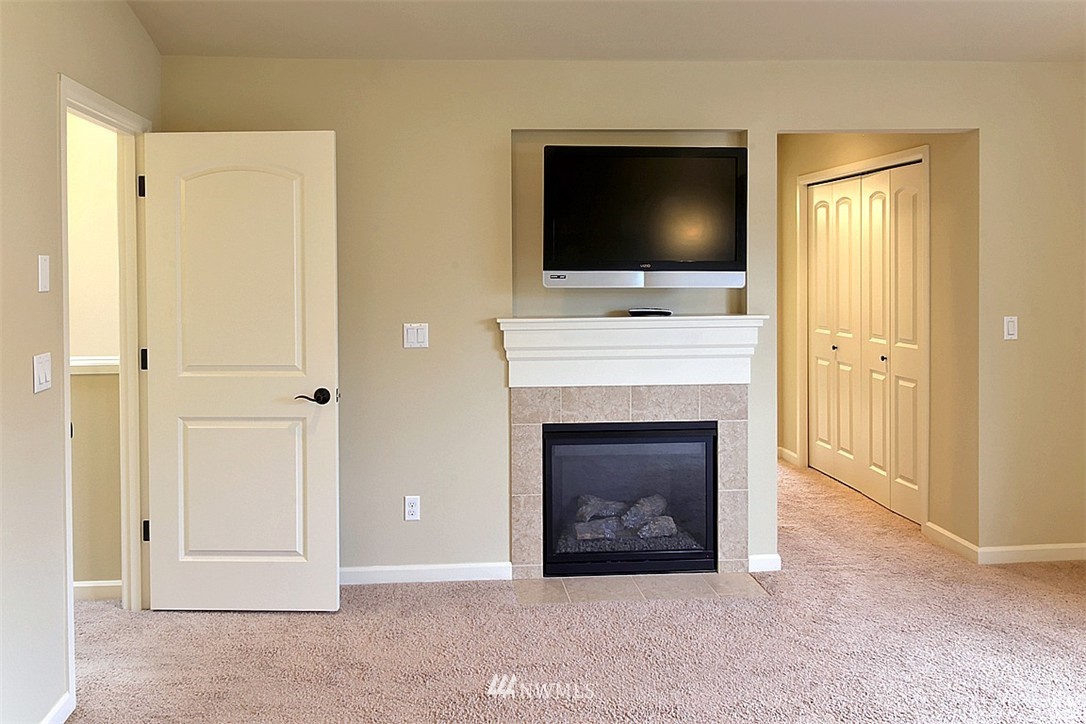 6747 Southeast 2nd Street Renton, WA 98059 - Photo 11 of 21