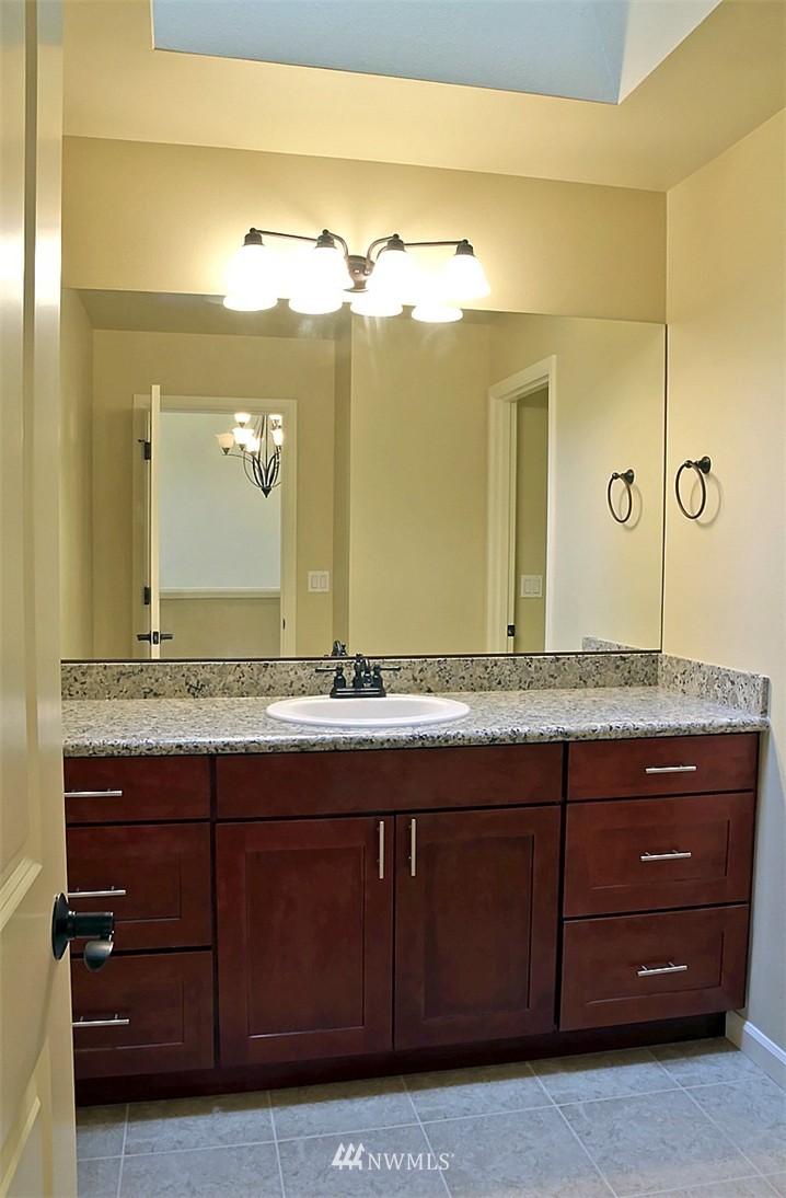 6747 Southeast 2nd Street Renton, WA 98059 - Photo 13 of 21