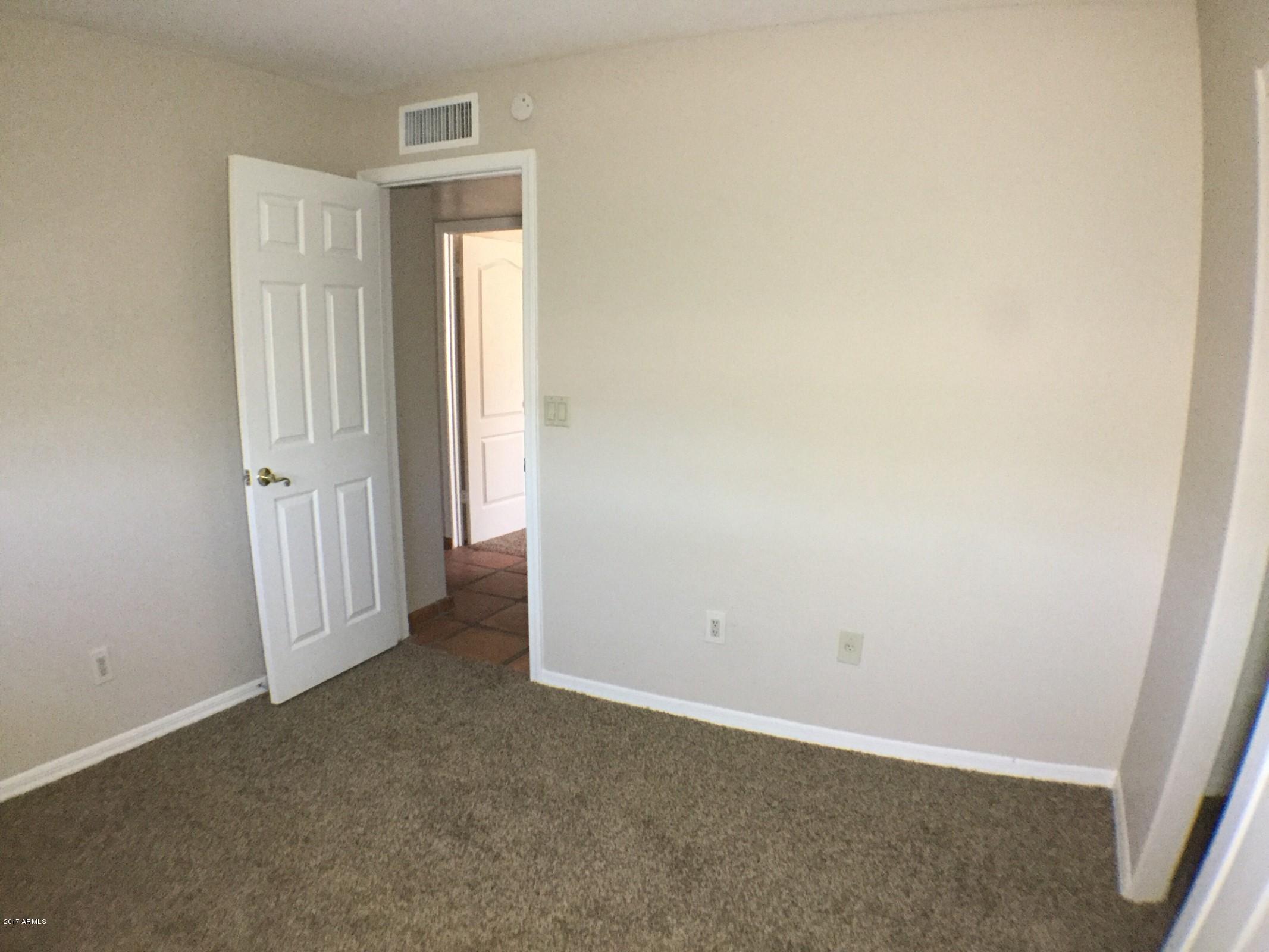 13816 South Kiva Road Buckeye, AZ 85326 - Photo 18 of 31 BR4
