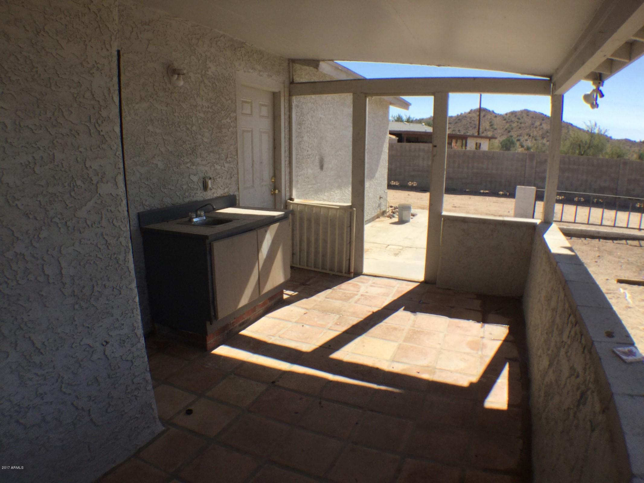 13816 South Kiva Road Buckeye, AZ 85326 - Photo 28 of 31 sink on patio