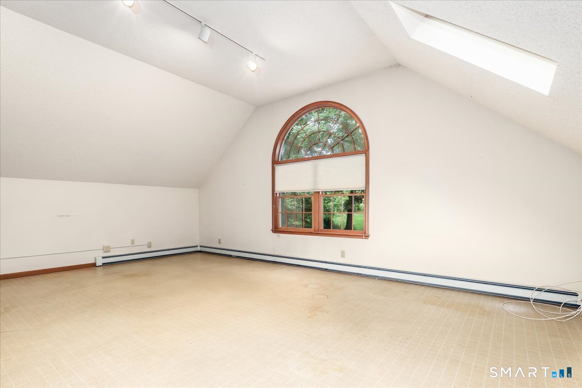 21 Farm Road Sherman, CT 06784 - Photo 19 of 30 Gallery Image 19