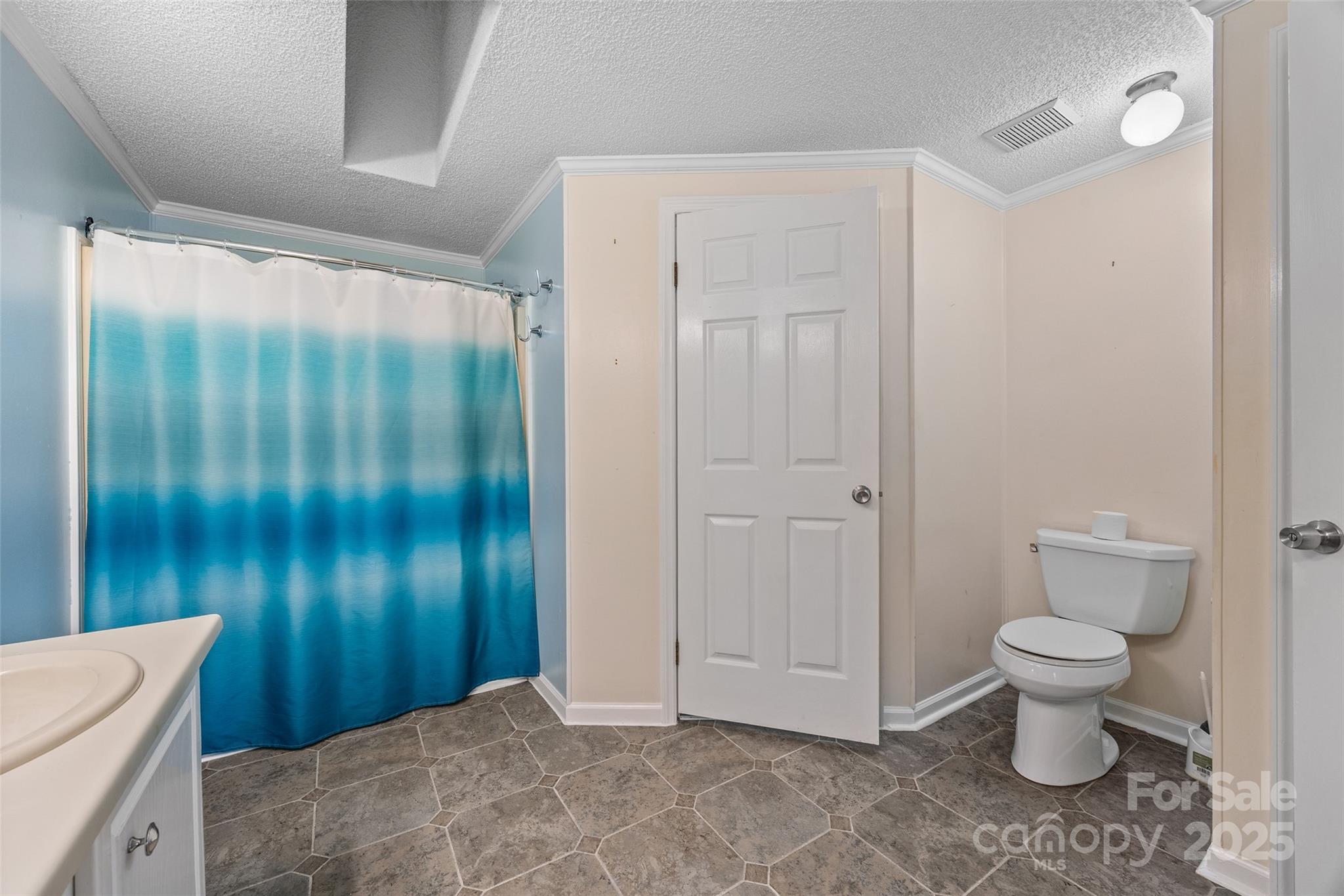 4640 Mel Nunnery Road Fort Lawn, SC 29714 - Photo 17 of 37 a bathroom with a toilet sink and shower