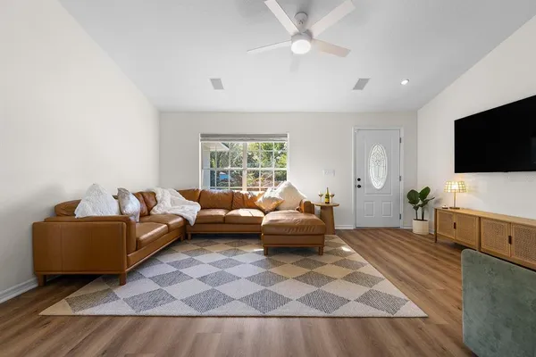 $427,000 | 9914 Janette Lane, Clermont, FL 34711