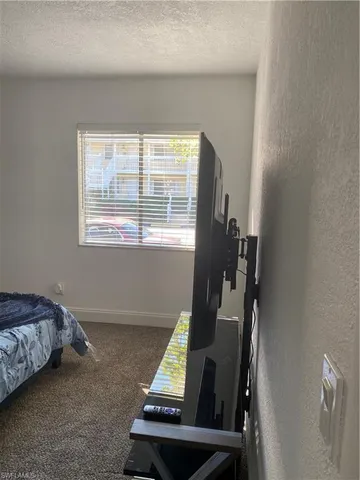 $2,800 | 4617 Bayshore Drive, Unit H1, Naples, FL 34112