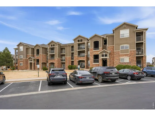 $328,500 | 3100 Blue Sky Circle, Unit 303, Erie, CO 80516