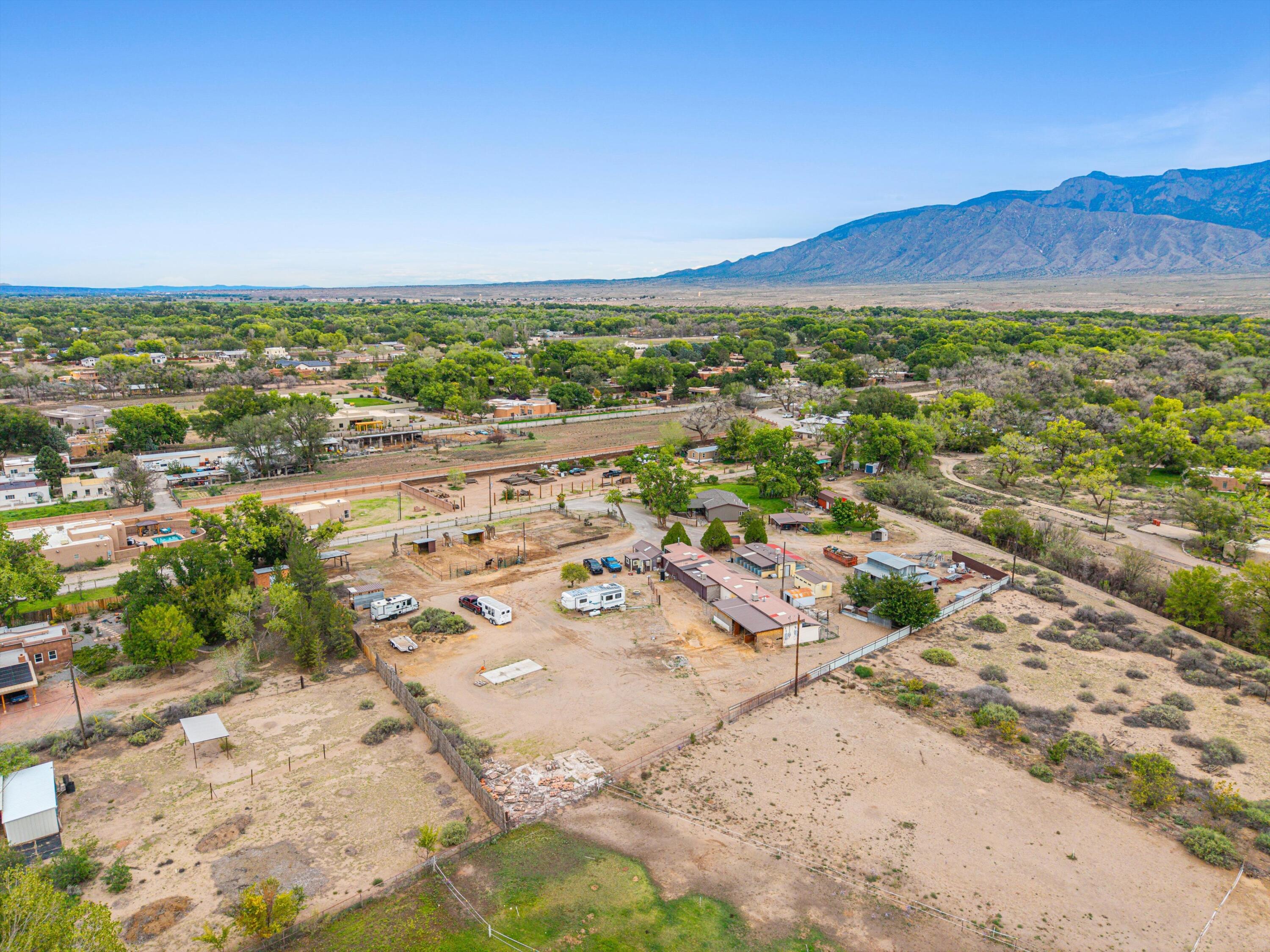 490 East Valverde Road Corrales, NM 87048 - Photo 7 of 77 Gallery Image 7