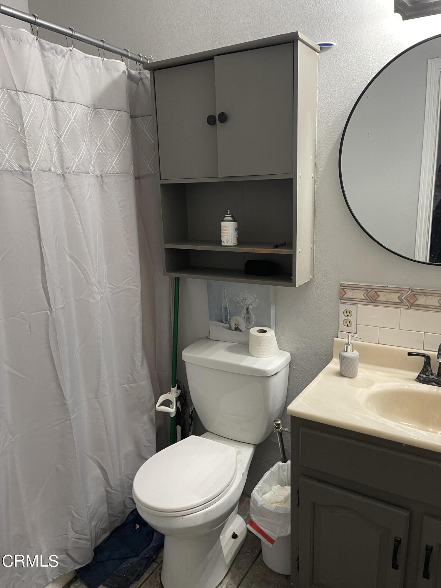 1925 Ginger Street, Unit 102 Oxnard, CA 93036 - Photo 8 of 10 Bathroom