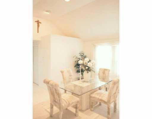 106 Dinnerbell Road Butler, PA 16002 - Photo 5 of 6 Dining Room.