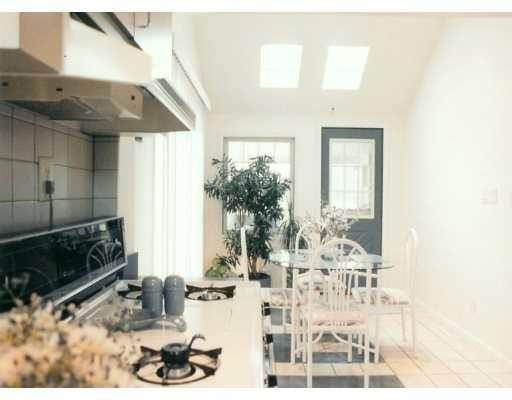 106 Dinnerbell Road Butler, PA 16002 - Photo 6 of 6 Kitchen.