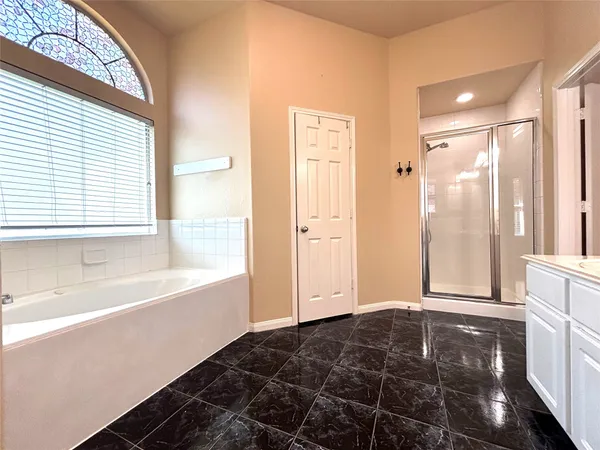 $2,100 | 19123 Center Park Drive, Spring, TX 77373