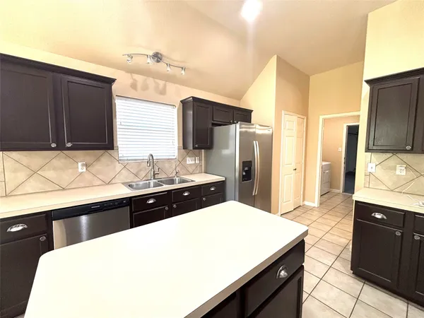 $2,100 | 19123 Center Park Drive, Spring, TX 77373