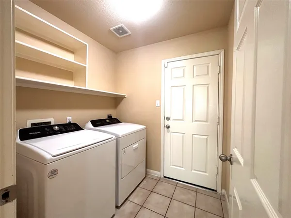 $2,100 | 19123 Center Park Drive, Spring, TX 77373