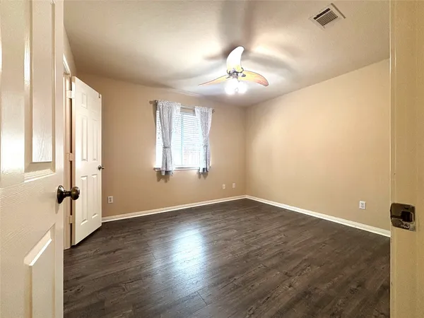 $2,100 | 19123 Center Park Drive, Spring, TX 77373