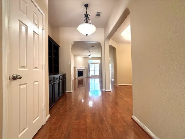 $2,100 | 19123 Center Park Drive, Spring, TX 77373