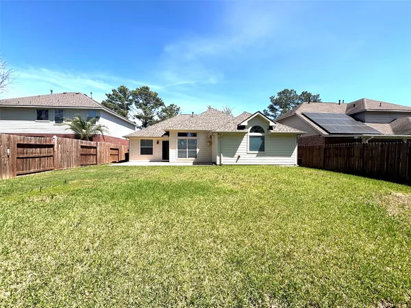 $2,100 | 19123 Center Park Drive, Spring, TX 77373
