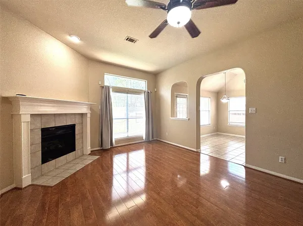 $2,100 | 19123 Center Park Drive, Spring, TX 77373