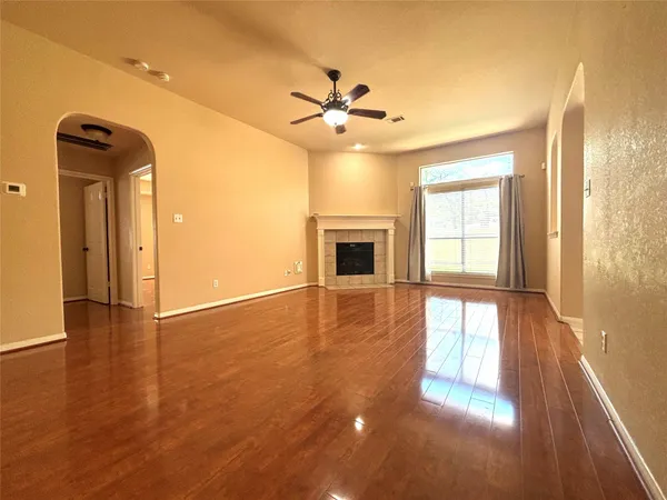 $2,100 | 19123 Center Park Drive, Spring, TX 77373