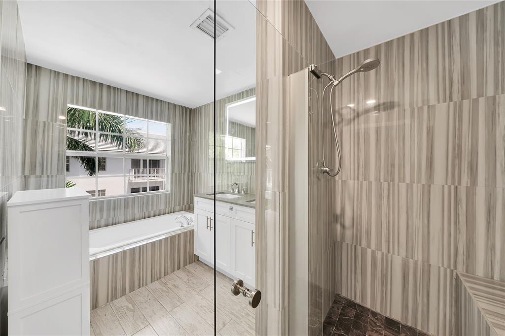 2725 Northeast 8th Avenue, Unit 113 Wilton Manors, FL 33334 - Photo 42 of 72