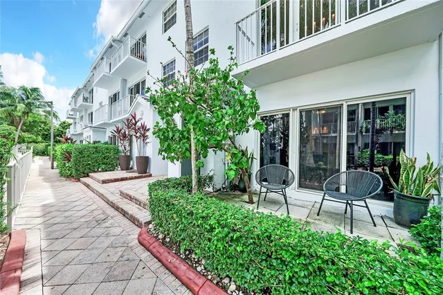 $639,900 | 2725 Northeast 8th Avenue, Unit 113, Wilton Manors, FL 33334