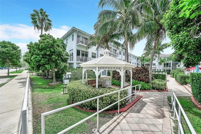 $639,900 | 2725 Northeast 8th Avenue, Unit 113, Wilton Manors, FL 33334