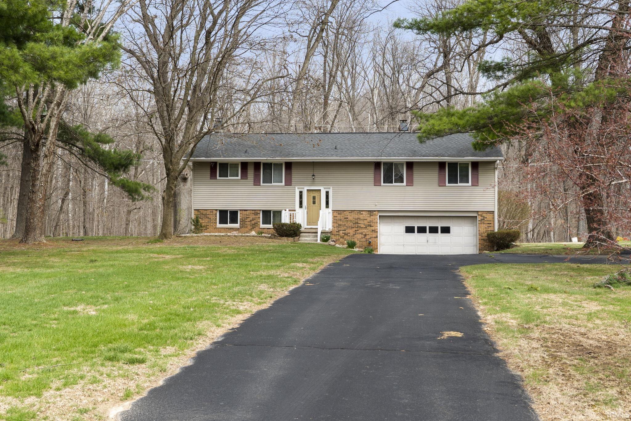 45 Samuel Court Lafayette, IN 47905 - Photo 2 of 34
