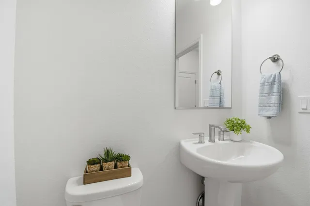 $799,000 | 2878 Derbyline Lane, Alameda, CA 94501