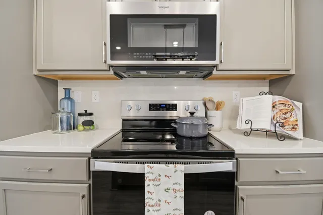 $799,000 | 2878 Derbyline Lane, Alameda, CA 94501