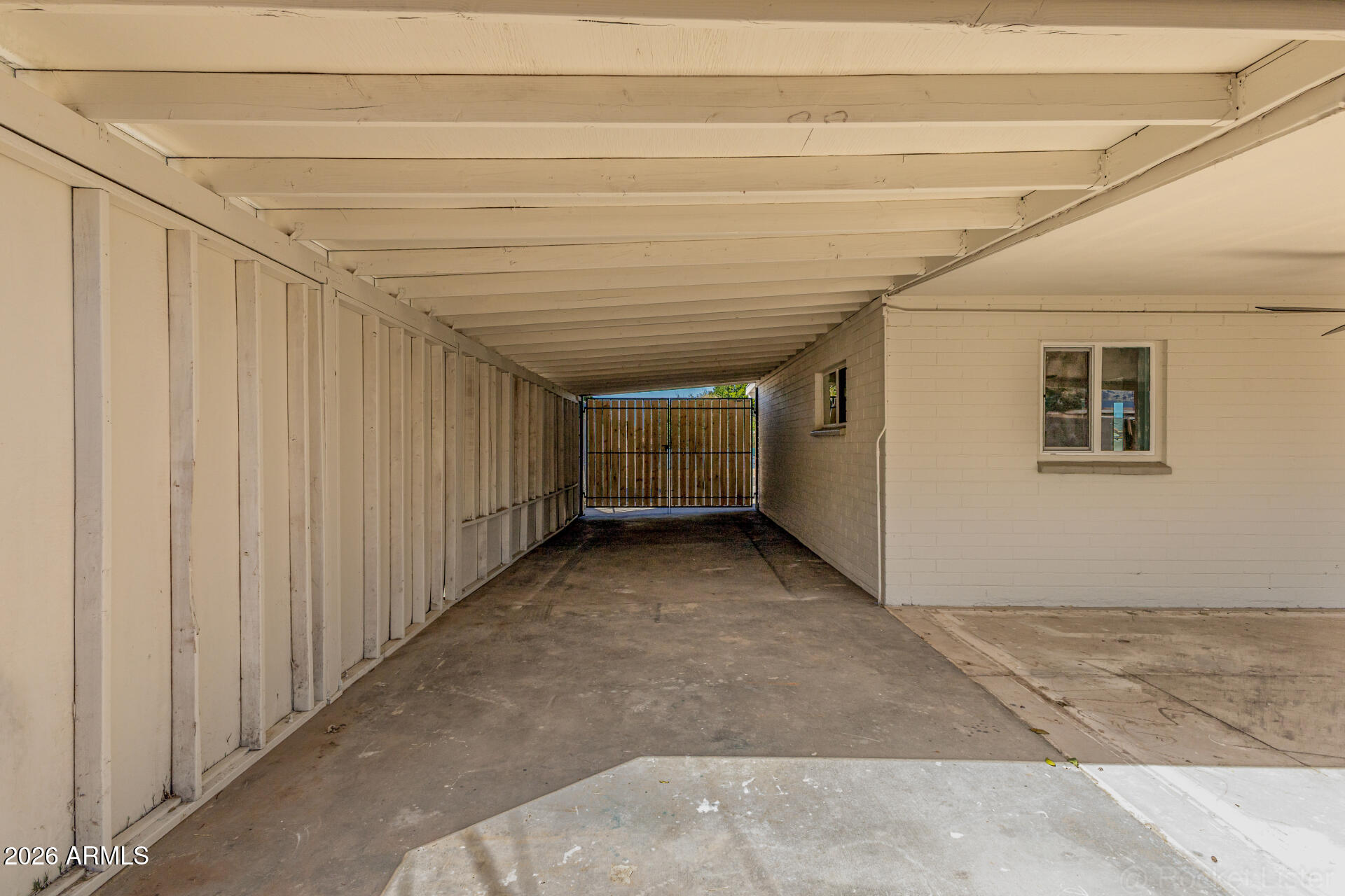 335 West Vineyard Road Phoenix, AZ 85041 - Photo 32 of 36 32 - Vineyard 335