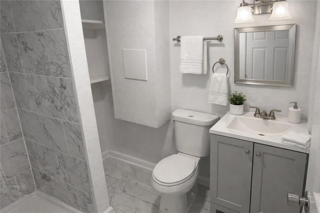 5105 Rinker Road Kansas City, MO 64129 - Photo 7 of 12