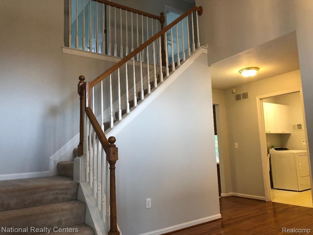 2871 Santia Road Troy, MI 48085 - Photo 11 of 35 thumbnail6.jpg