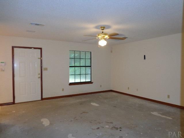 5085 Pine Berry Road Milton, FL 32583 - Photo 6 of 40 Gallery Image 6