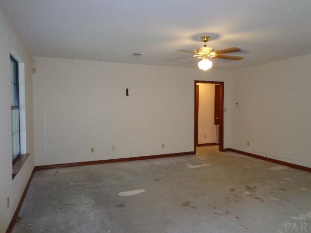 5085 Pine Berry Road Milton, FL 32583 - Photo 8 of 40 Gallery Image 8