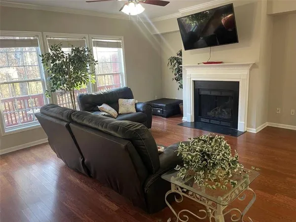 $1,950 | 3352 Chastain Gardens Drive Northwest, Kennesaw, GA 30144