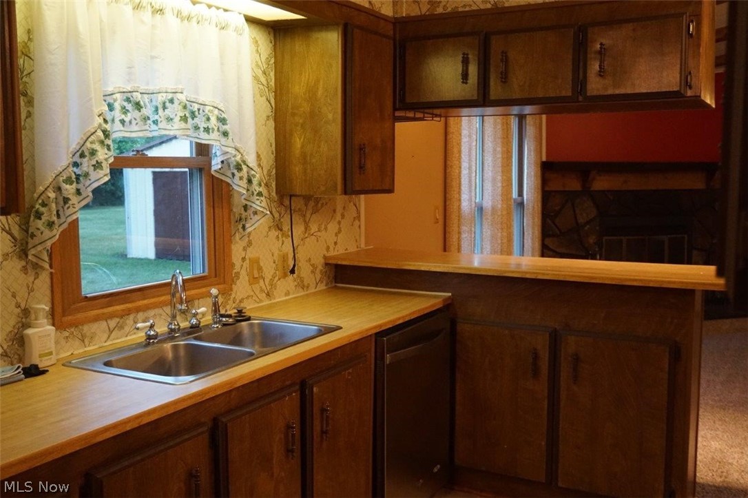 3211 Mt Pleasant Road Dover, OH 44622 - Photo 26 of 35 Kitchen