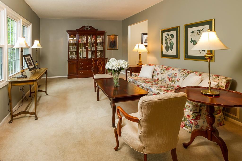 13301 Stone Road Minnetonka, MN 55305 - Photo 4 of 32 Gallery Image 4