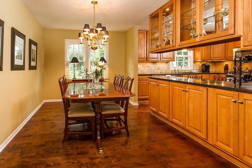 13301 Stone Road Minnetonka, MN 55305 - Photo 6 of 32 Gallery Image 6