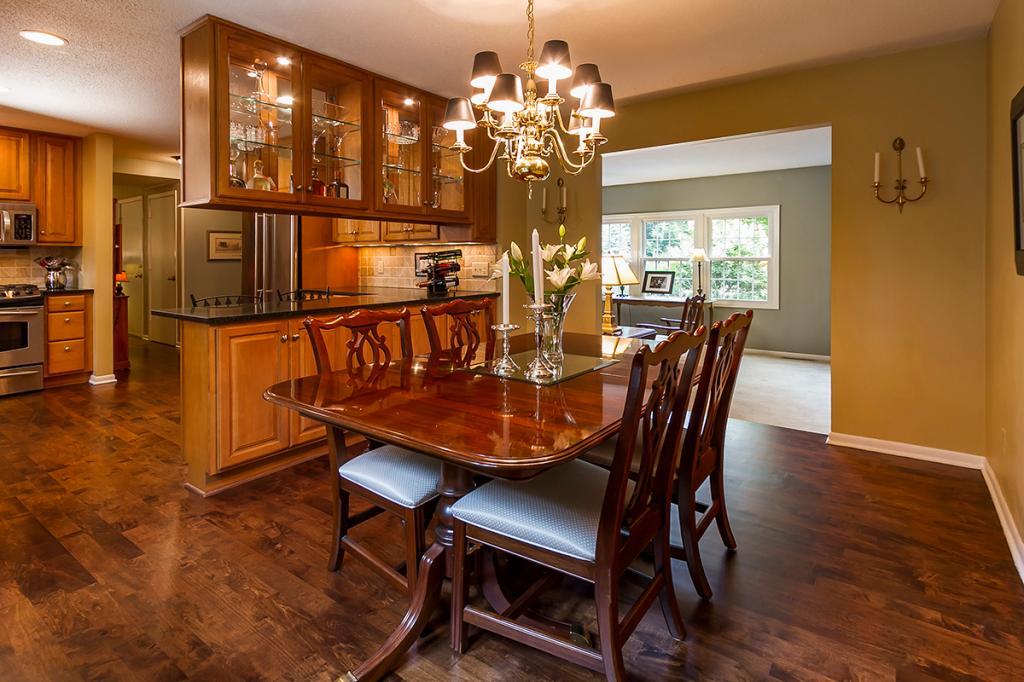 13301 Stone Road Minnetonka, MN 55305 - Photo 7 of 32 Gallery Image 7