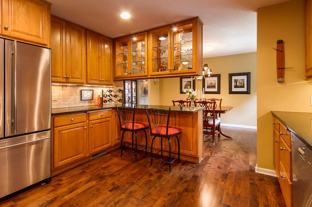 13301 Stone Road Minnetonka, MN 55305 - Photo 10 of 32 Gallery Image 10