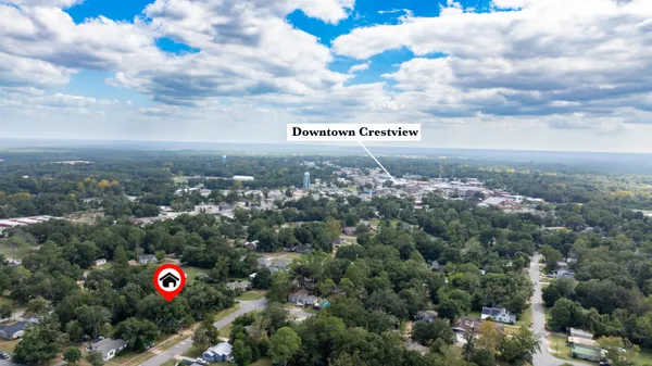 $180,000 | 324 Dixie Street, Crestview, FL 32536