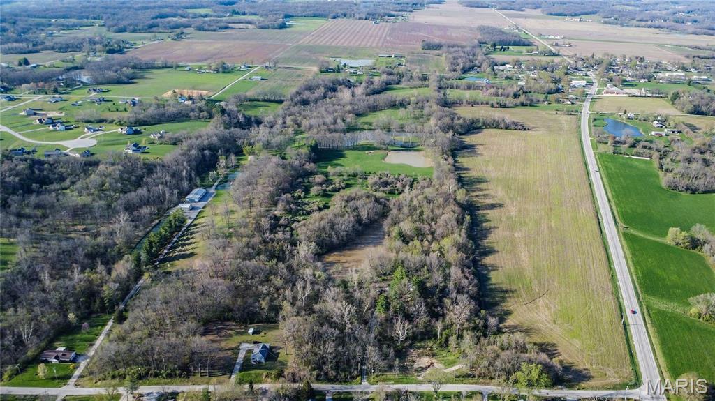 3937 Torch Club Road Alton, IL 62002 - Photo 4 of 13