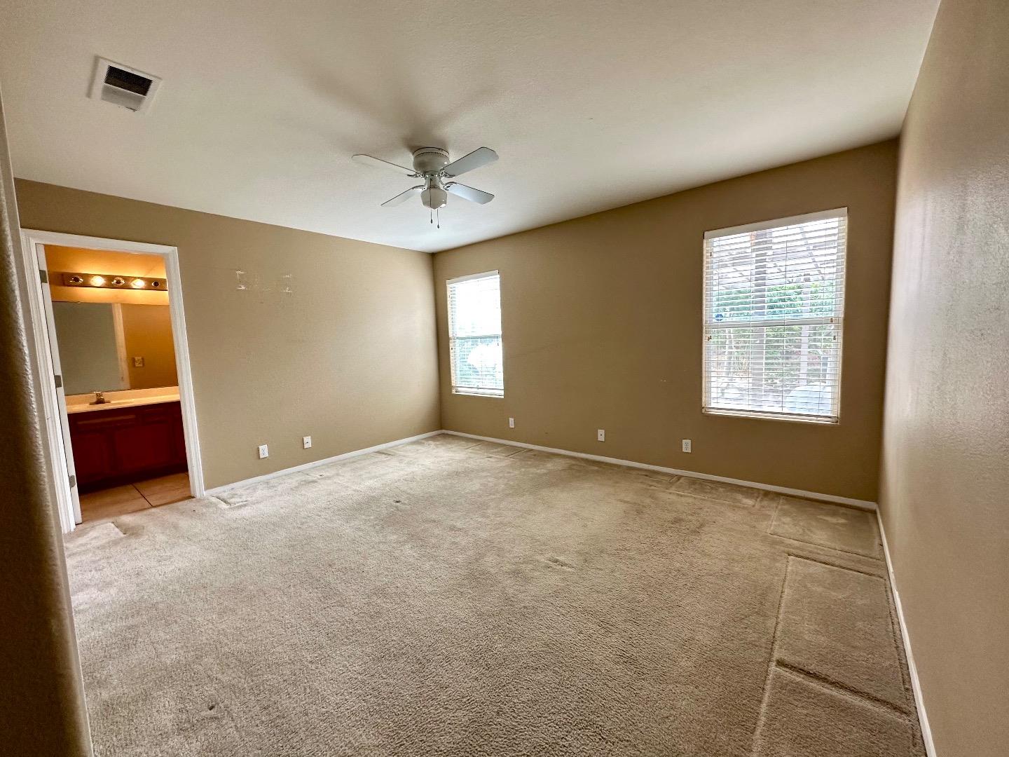 1060 Viewpointe Street Soledad, CA 93960 - Photo 7 of 11 a view of an empty room with a window