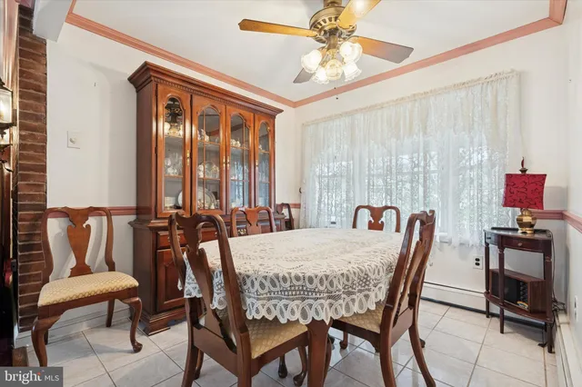 $330,000 | 30 Whitewood Drive, Levittown, PA 19057