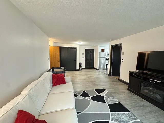 $215,000 | 80 Stanton Street, Unit 32, Worcester, MA 01605